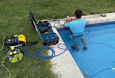 Equipo localizar fuga agua