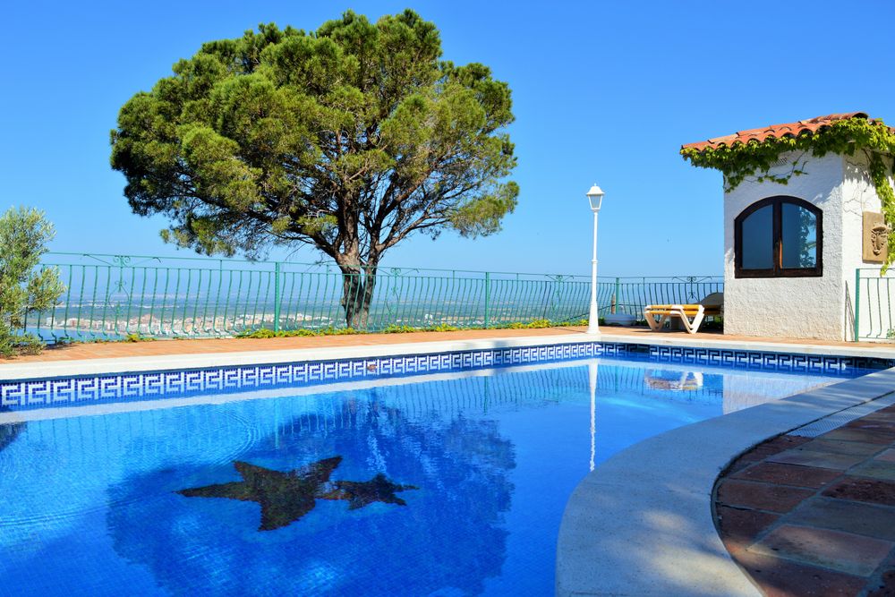 Fuga de agua en piscinas en Villalba